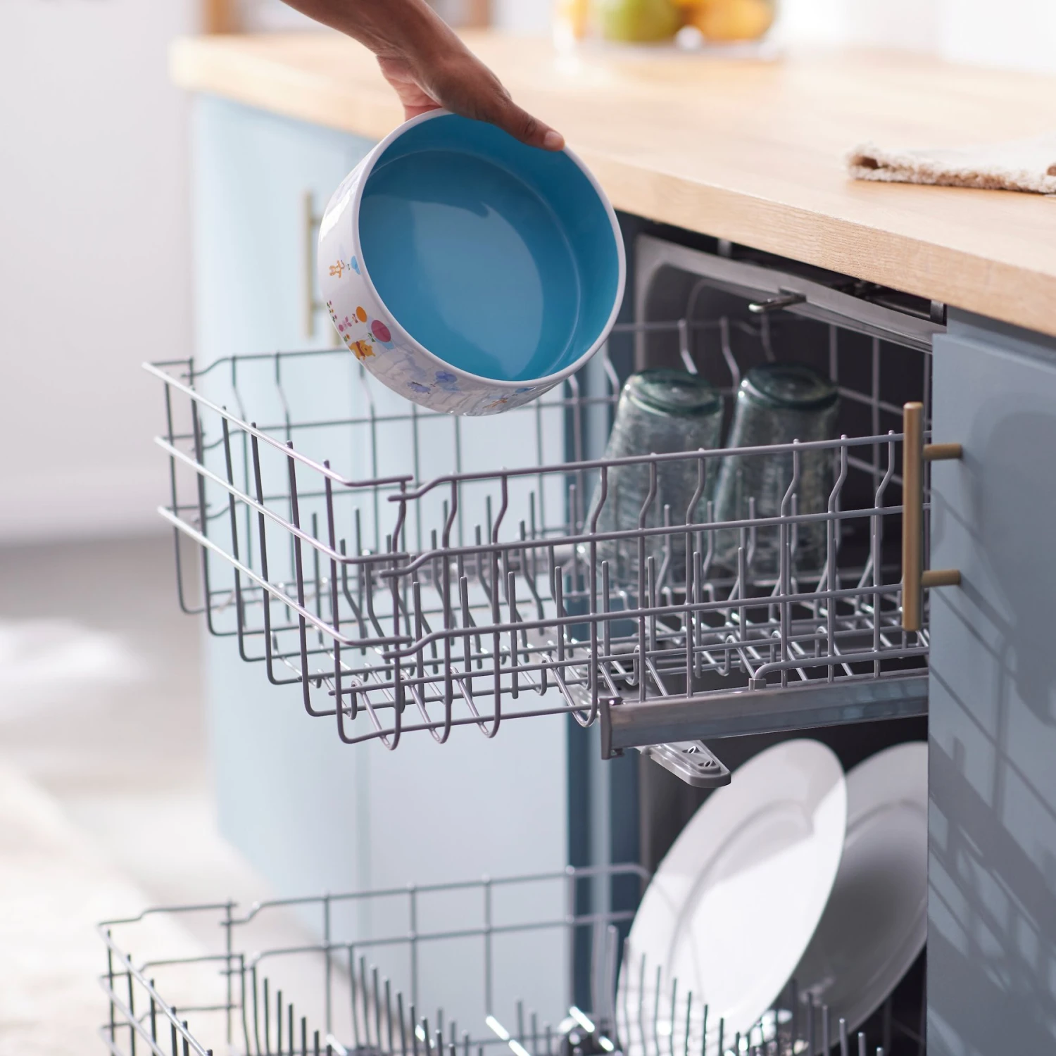 Disney Winnie The Pooh Non-Skid Ceramic Dog & Cat Bowl 5 Disney Winnie The Pooh Non-Skid Ceramic Dog & Cat Bowl - Image 5