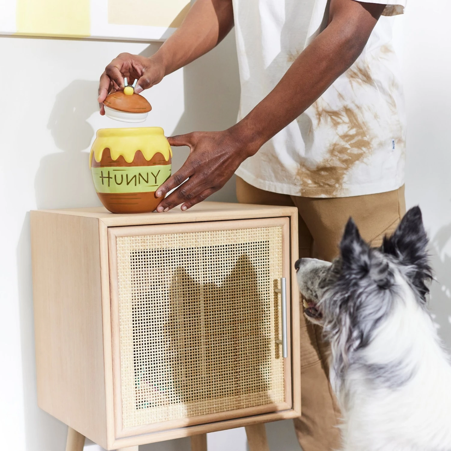 Disney Winnie The Pooh Ceramic Dog & Cat Treat Jar 3 Disney Winnie The Pooh Ceramic Dog & Cat Treat Jar - Image 3