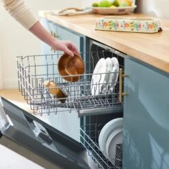 Disney Minnie Mouse Summer Bamboo Melamine Stainless Steel Double Dog & Cat Bowl & Disney Minnie Mouse Peek-A-Boo Melamine Stainless Steel Double Dog & Cat Bowl -Disney 623430 PT4. AC SS1800 V1661895962